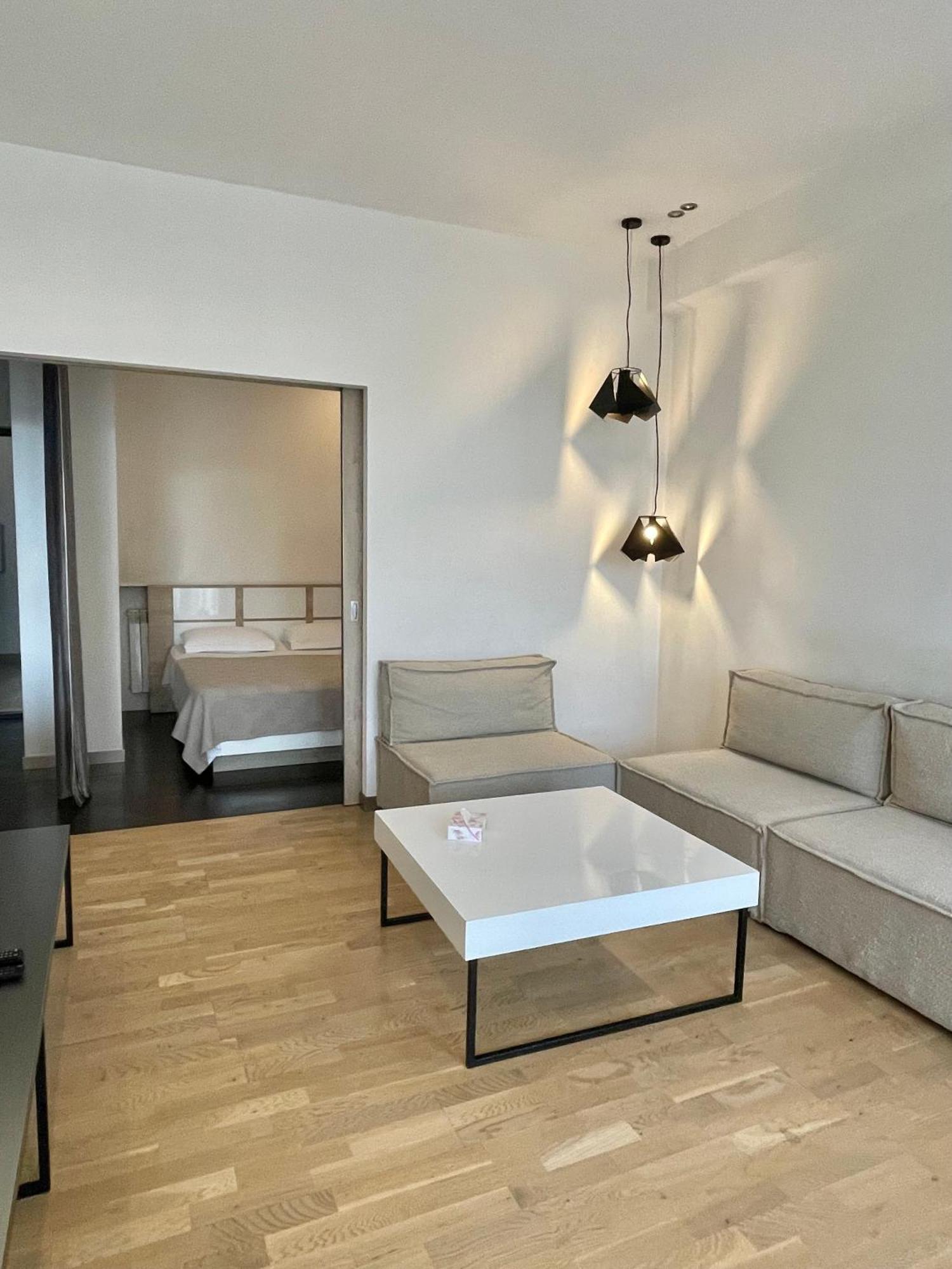 Metro Apartment Єреван Екстер'єр фото